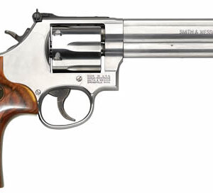 Smith & Wesson 629 Deluxe .44 Magnum stainless revolver with wood grips