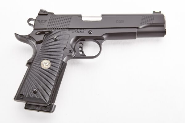 cqbfs45a9435 scaled WILSON COMBAT CQB 45ACP 5" 8+1 BLK AMBI