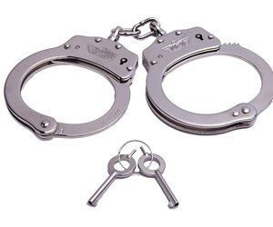 CBG UZI HANDCUFF CHAIN SILVER